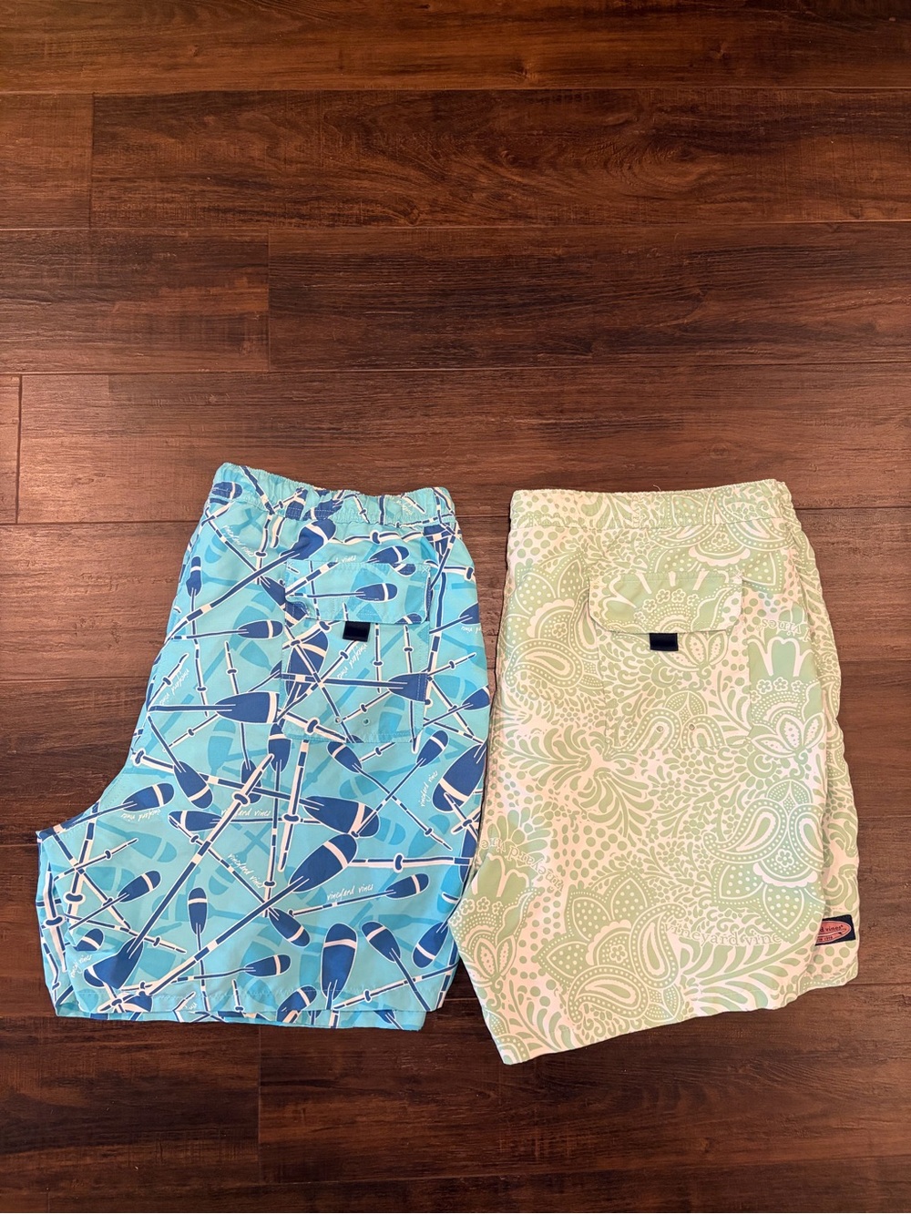 Vineyard Vines Swim Trunks Bundle Men’s Large 2 Pair